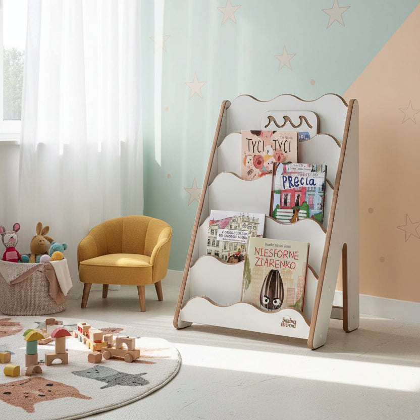 Bücherregal "WAVE" aus Holz, versch. Größen mit bunten Kinderbüchern in einem schönen Design.