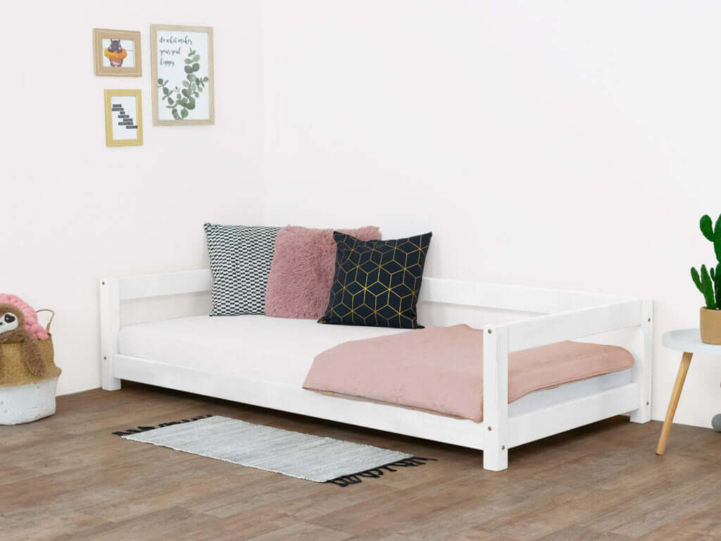 Einzelbett KÄTHE für Kinder, versch. Maße & Farben