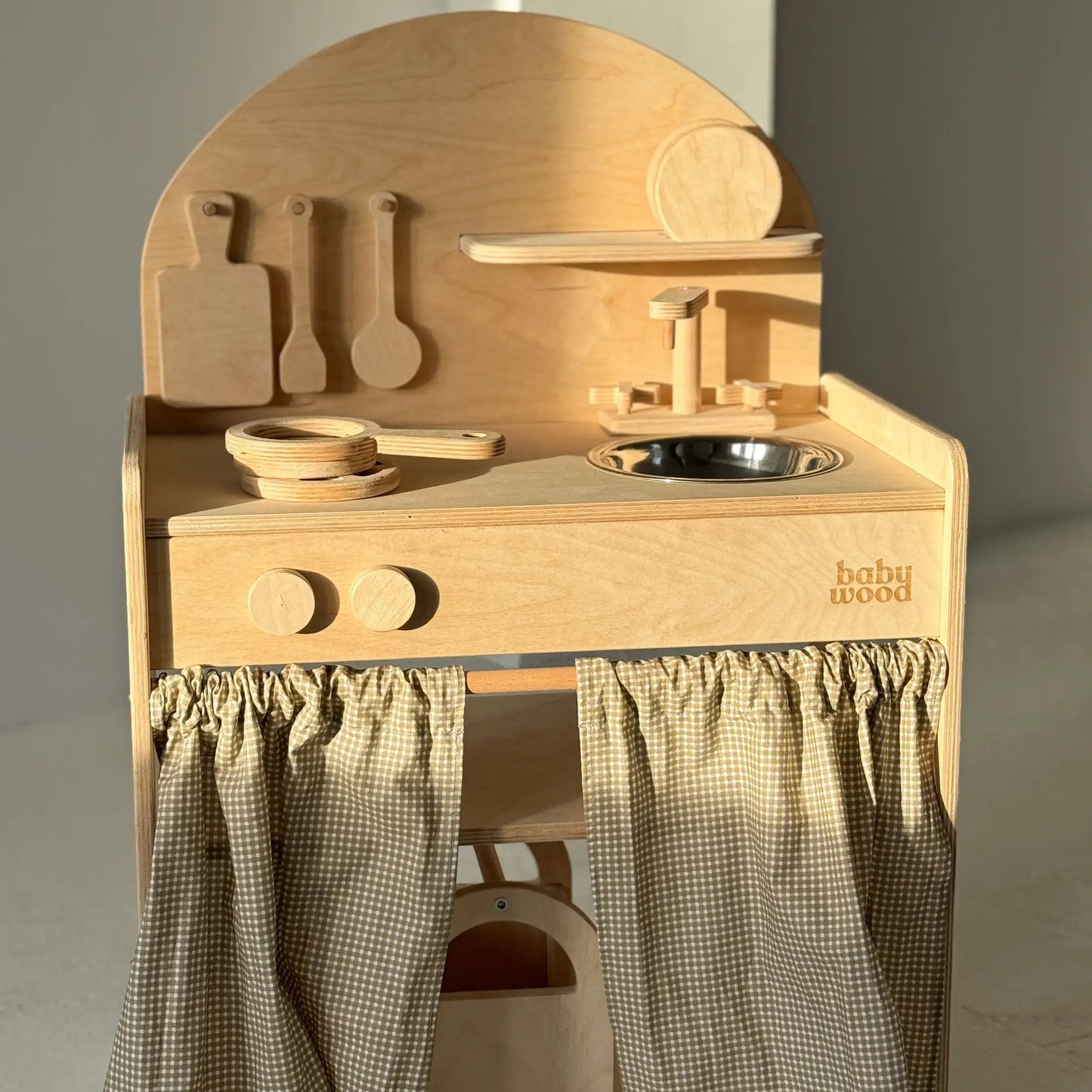 Kinderküche aus Holz