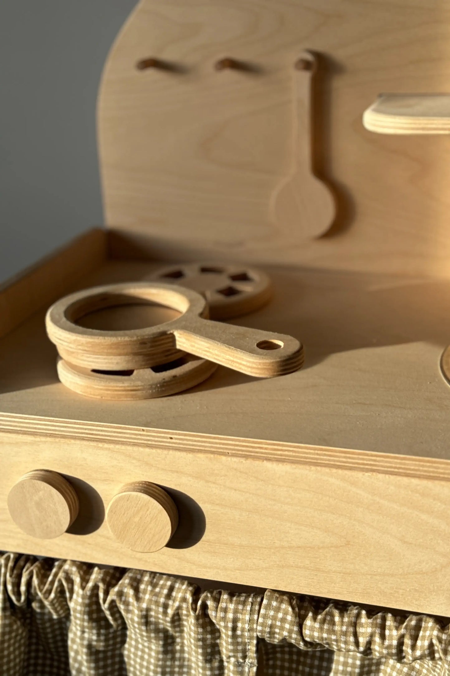 Kinderküche aus Holz