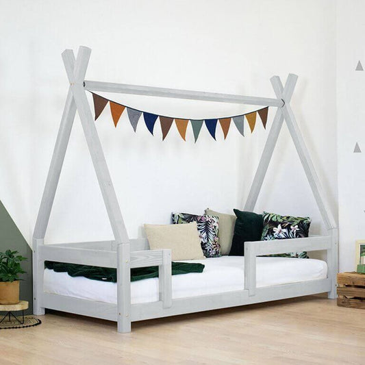 Kinderbett TIPPI mit Rausfallschutz, versch. Farben & Maße