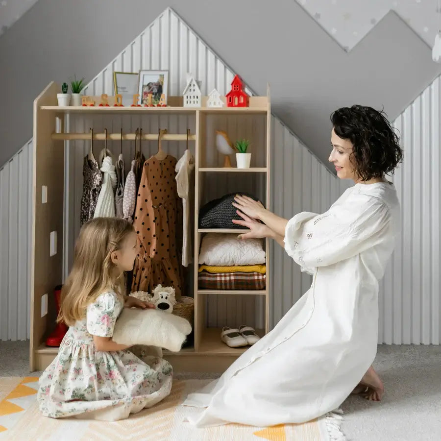 Kleiderschrank für Kinder, versch. Farben