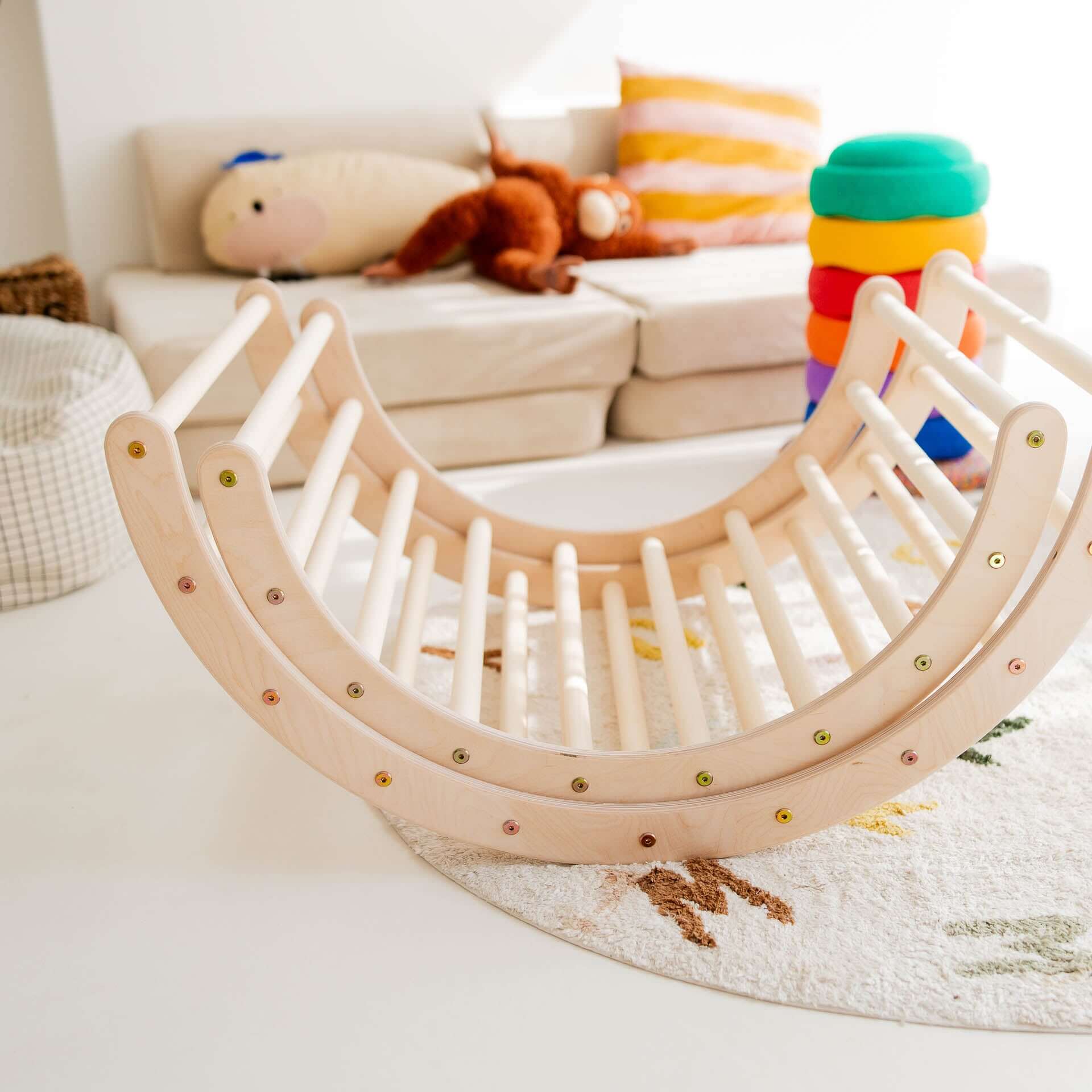 Kletterbogen Basic aus Holz in verschiedenen Größen für Kinder, ideal zur Förderung der Bewegungsfähigkeiten.