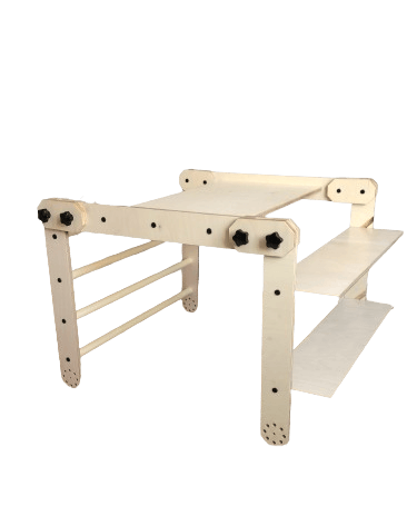 Kletterset / Klettertisch NABU in hellem Holzdesign für kreatives Spielen und Zeichnen.