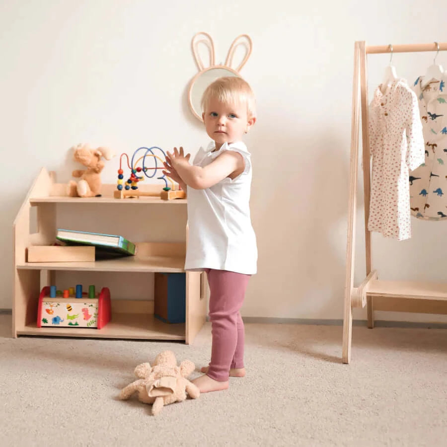 Spielzeugregal Häuschen, versch. Farben