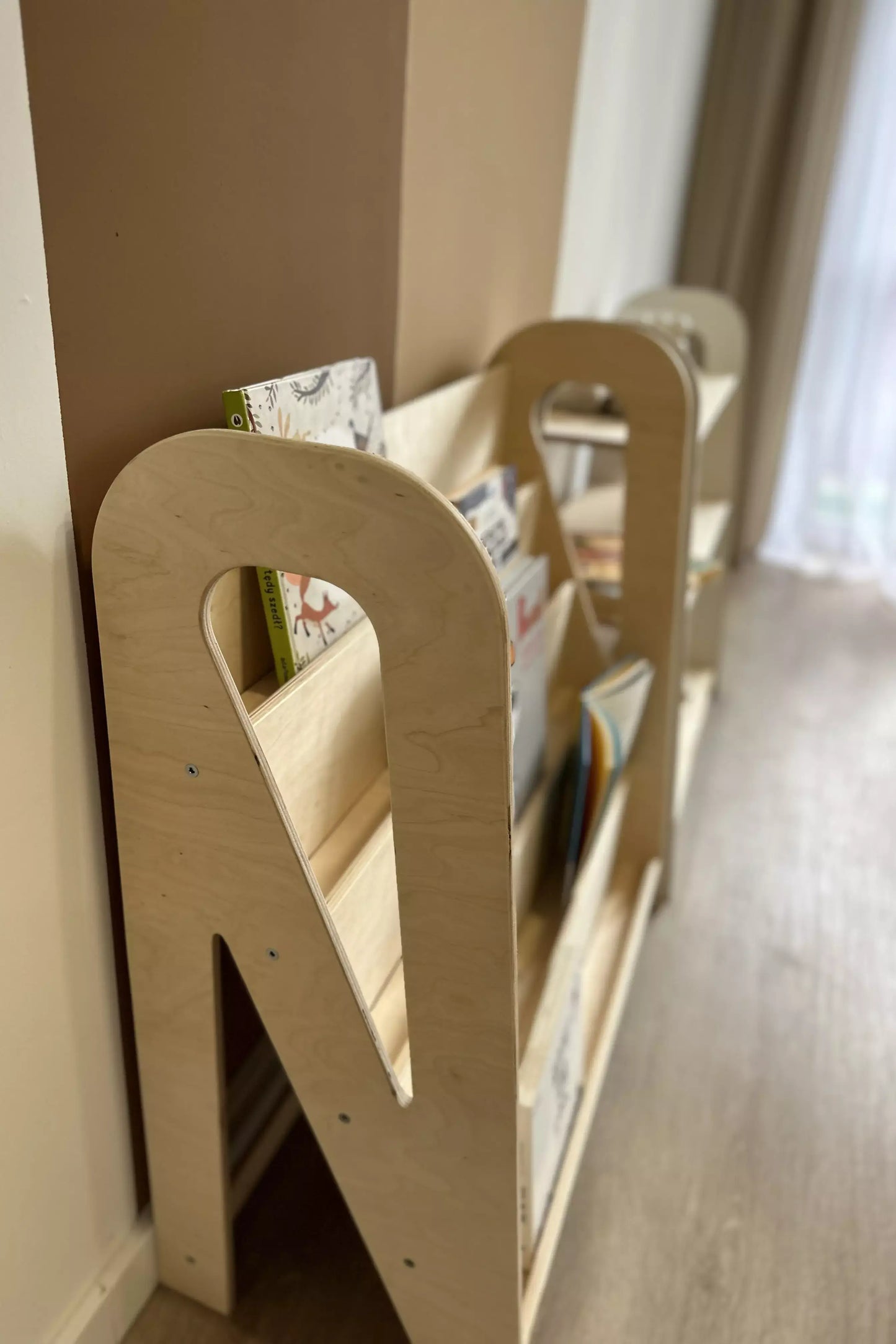 Bücherregal für Kinder, versch. Größen & Farben