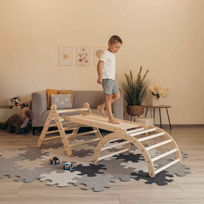 Luna climbing set