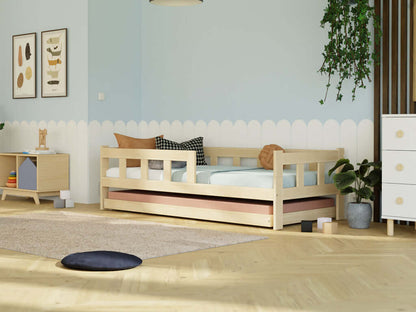 Kinderbett PAULINE mit Rausfallschutz & Zubehör, versch. Maße & Farben