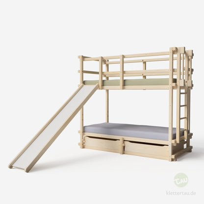 Etagenbett aus Holz mit Rutsche