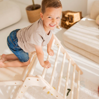 Panda climbing set
