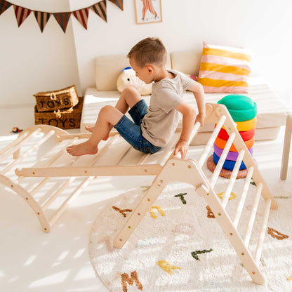 Panda climbing set