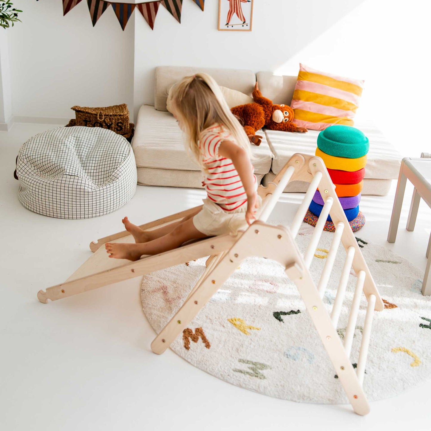 Panda climbing set