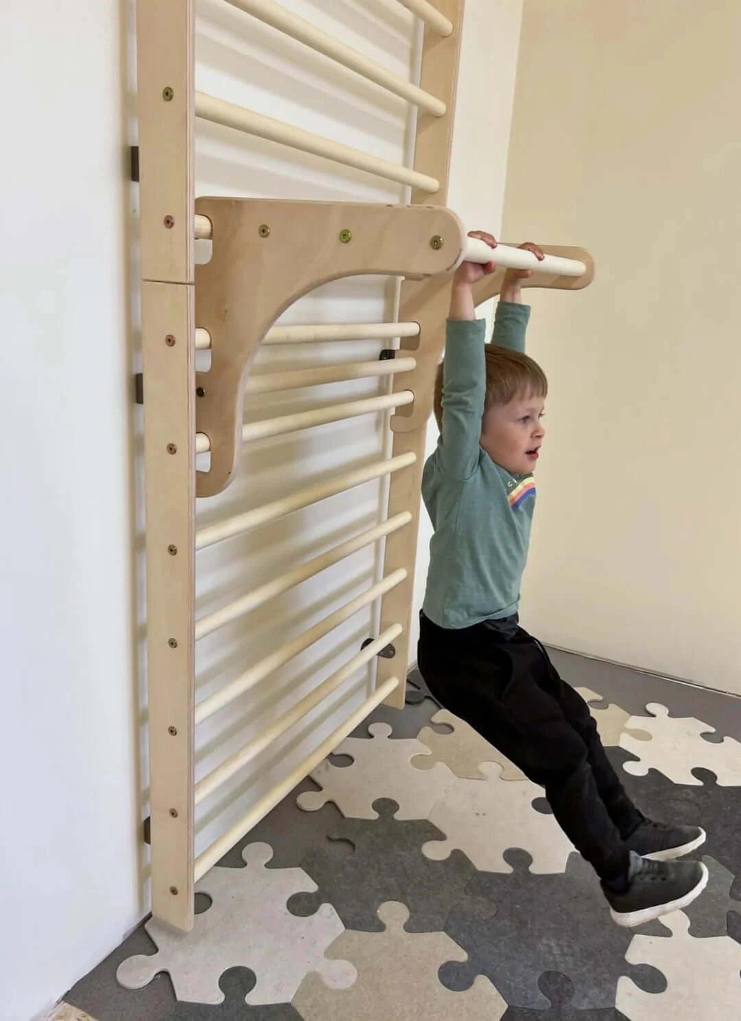 Climbing wall for children