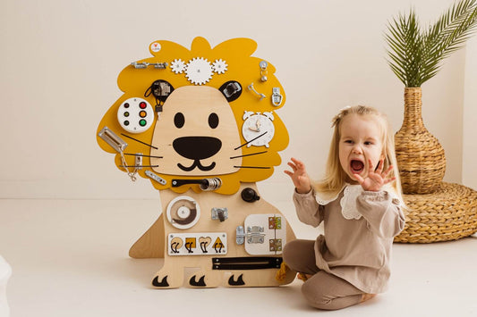 Motorikbrett / Motorikwand Leo Löwe