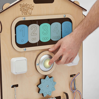 Motorikhaus / Activity Board Mint