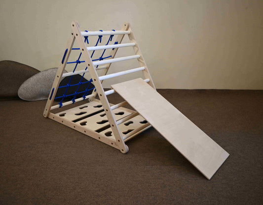 Slide board for climbing triangle