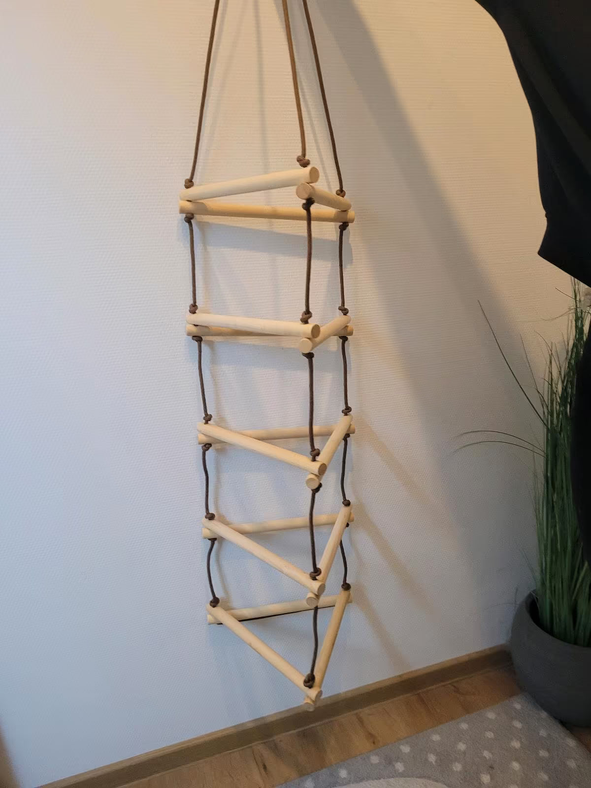 FLOHMARKT Dreieckige Strickleiter / Sprossenleiter Kinder