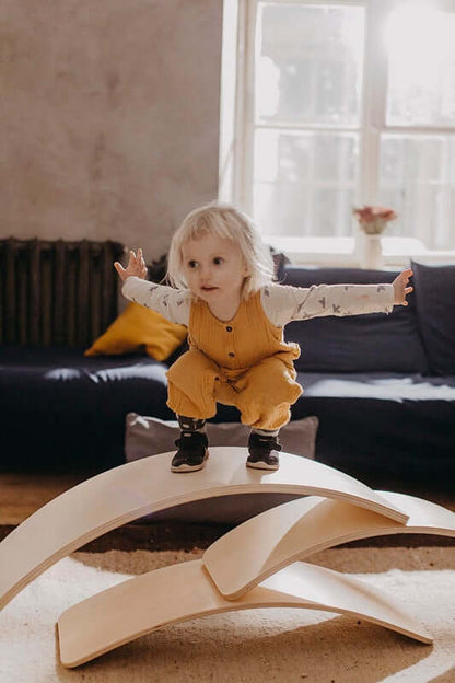 Wooden balance board