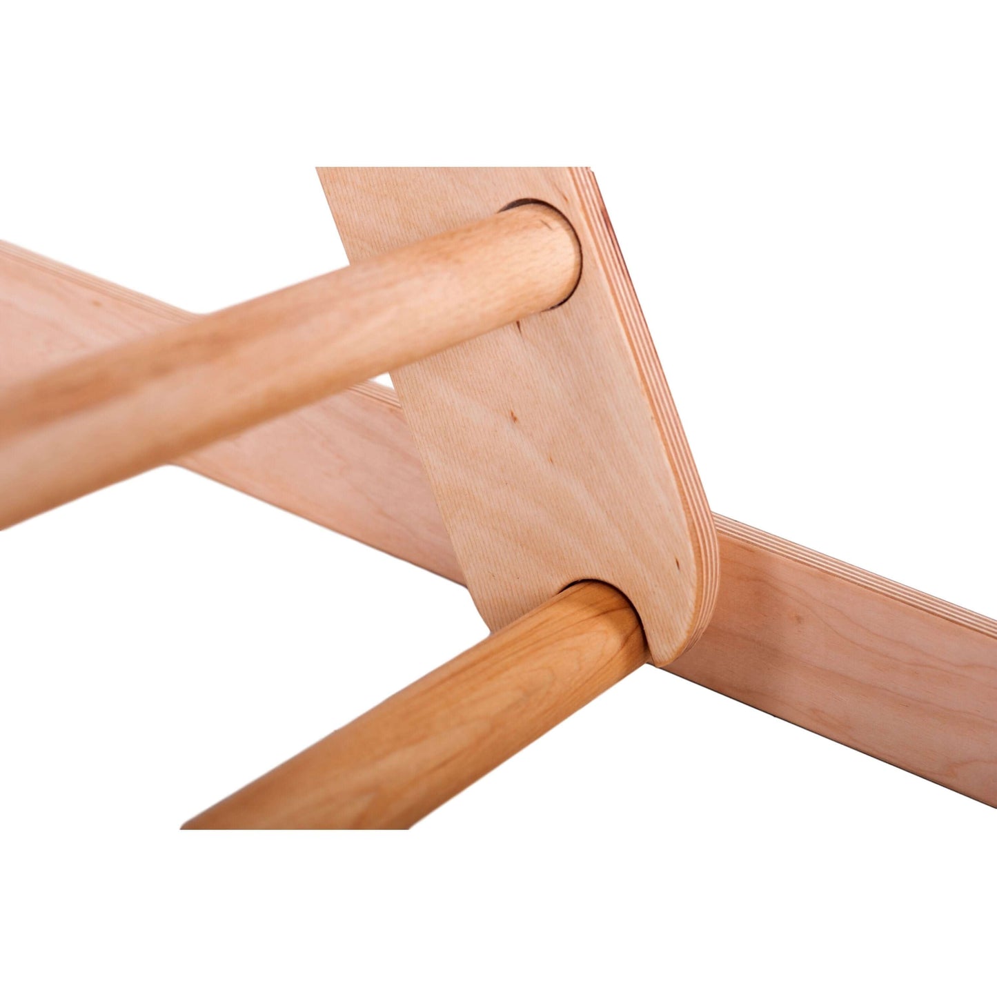 Climbing triangle L with chicken ladder, natural wood
